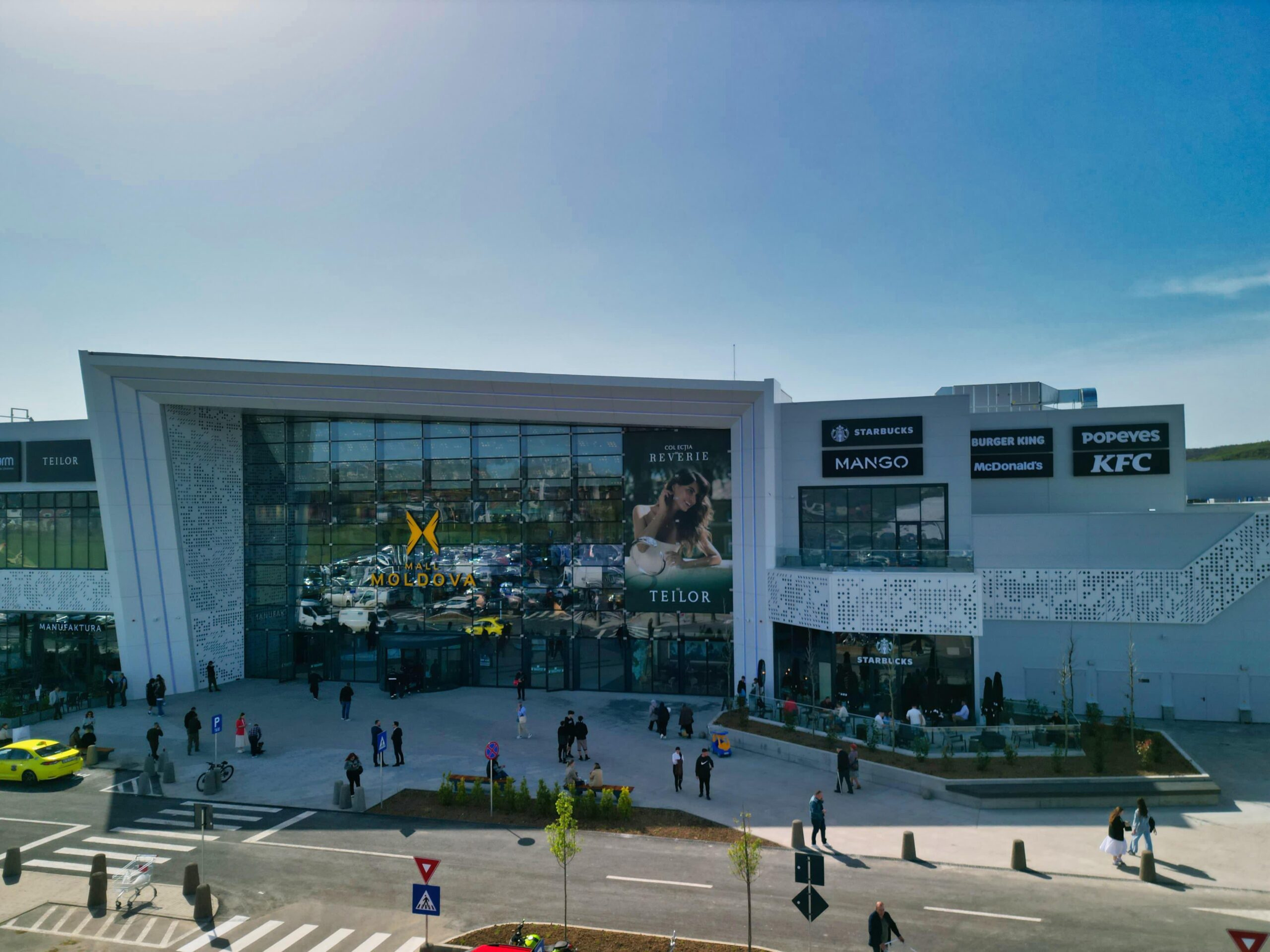 European Luxury Retail 2025 Cushman Wakefield Echinox